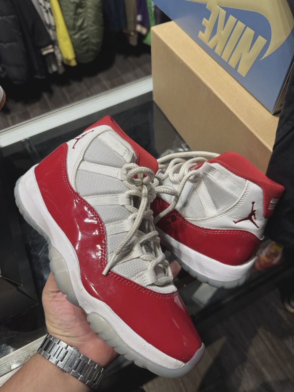 Air Jordan 11 Retro Cherry (2022) • Pre-Owned [2835]