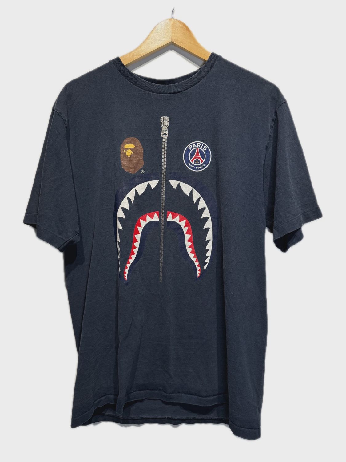 Bape x PSG Shark Tee Navy Blue size XL • Pre-Owned [0752]