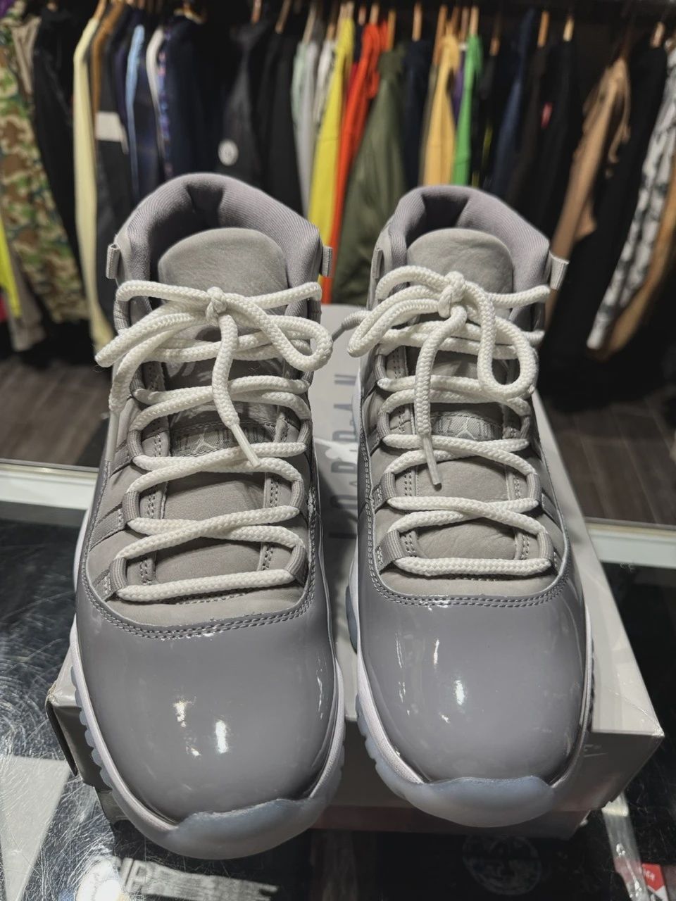 Air Jordan 11 Retro Cool Grey (2021) • Pre-Owned [8560]