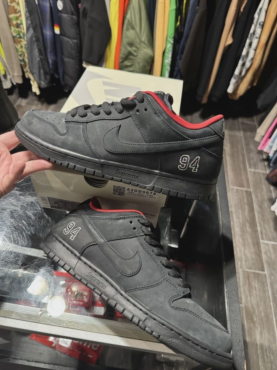 Nike SB Dunk Low Supreme 94 Black • Pre-Owned [3595]