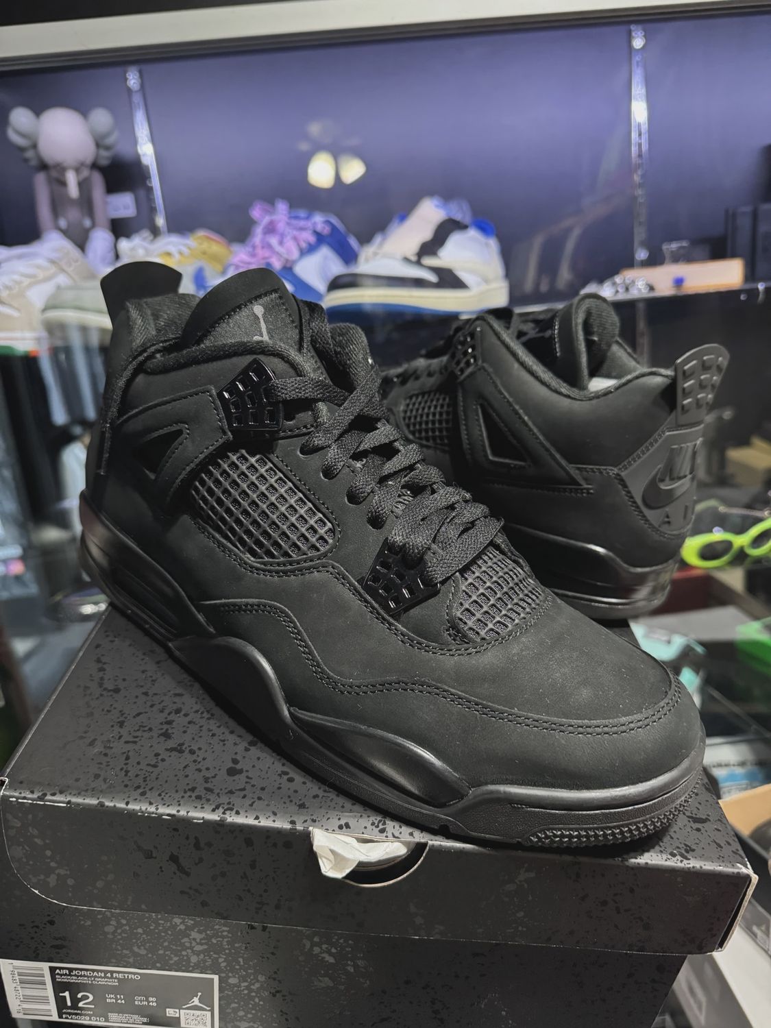 Air Jordan 4 Retro Black Cat (2025) • Pre-Owned [2090]