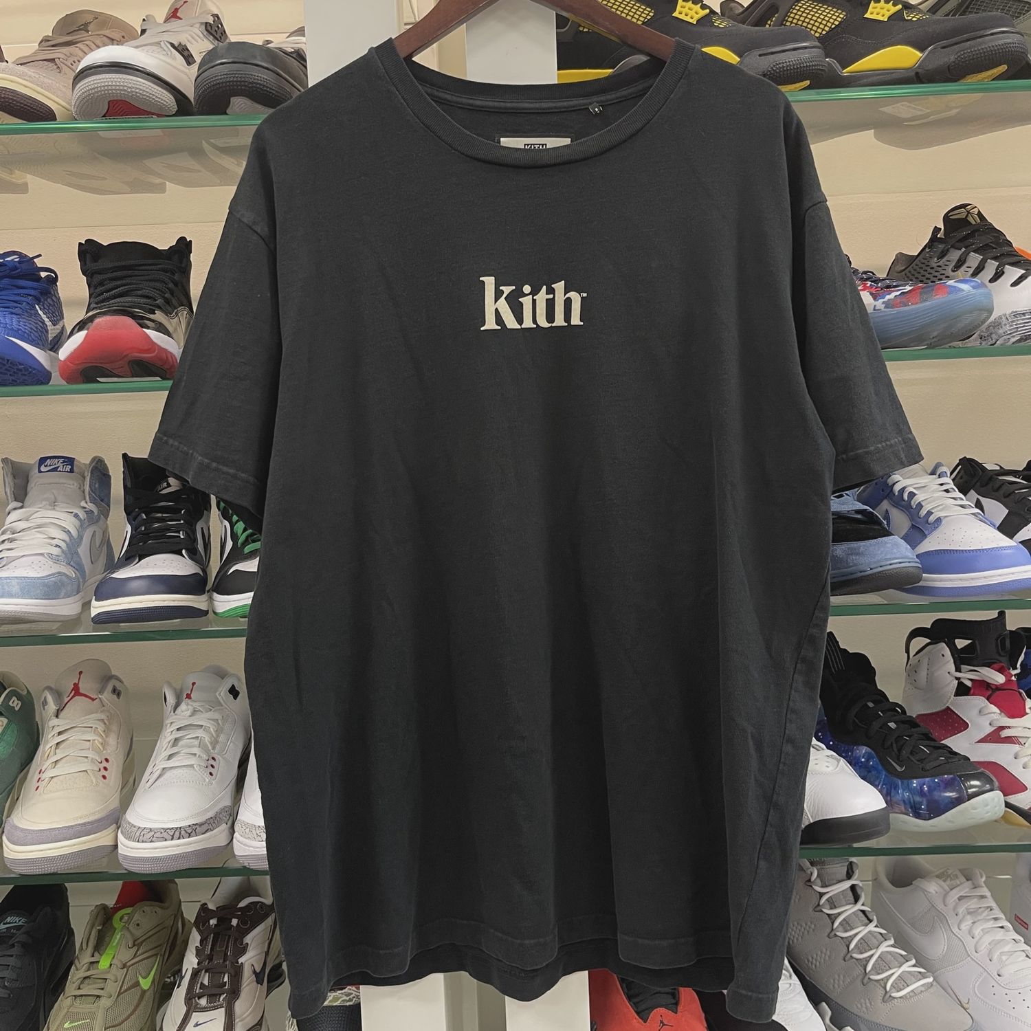 SS19 Kith Pigment Dyed Serif Logo Tee Black • Pre-Owned [2198]