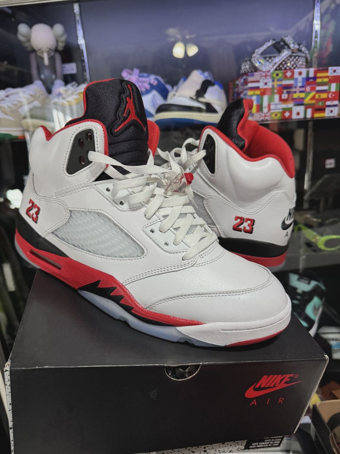 Air Jordan 5 Retro Fire Red Black Tongue (2025) • Pre-Owned [0158]