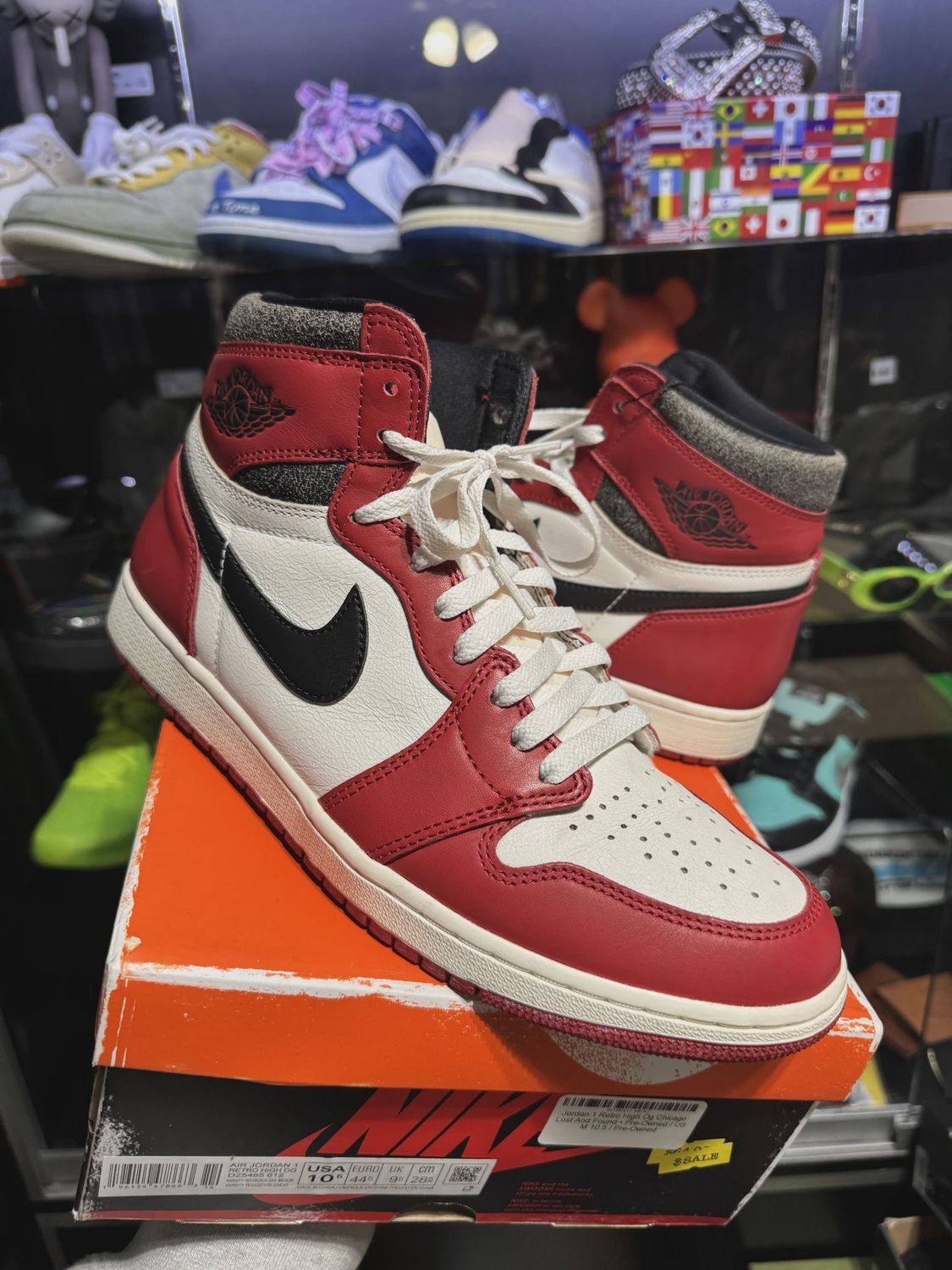 Jordan 1 Retro High OG Chicago Lost and Found • Pre-Owned [7392]