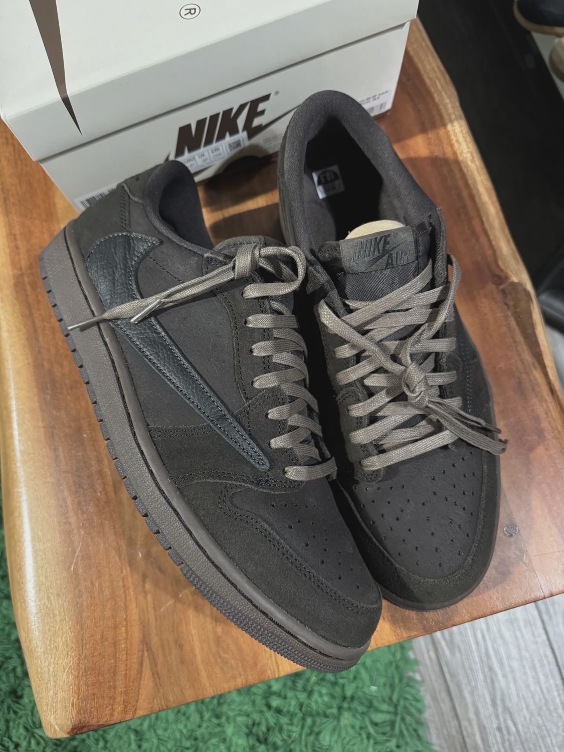 Air Jordan 1 Retro Low Original SP Travis Scott Velvet Brown • Pre-Owned [9888]