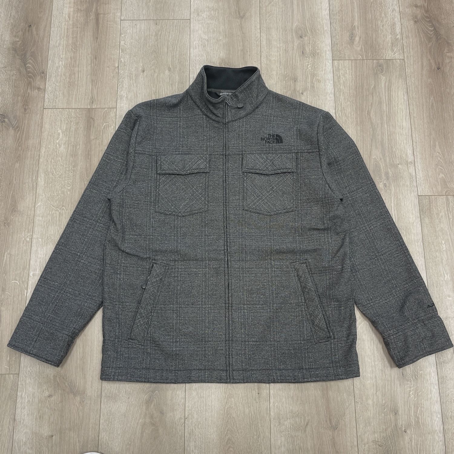The North Face Plaid Full-Zip jacket  • Pre-Owned [5059]