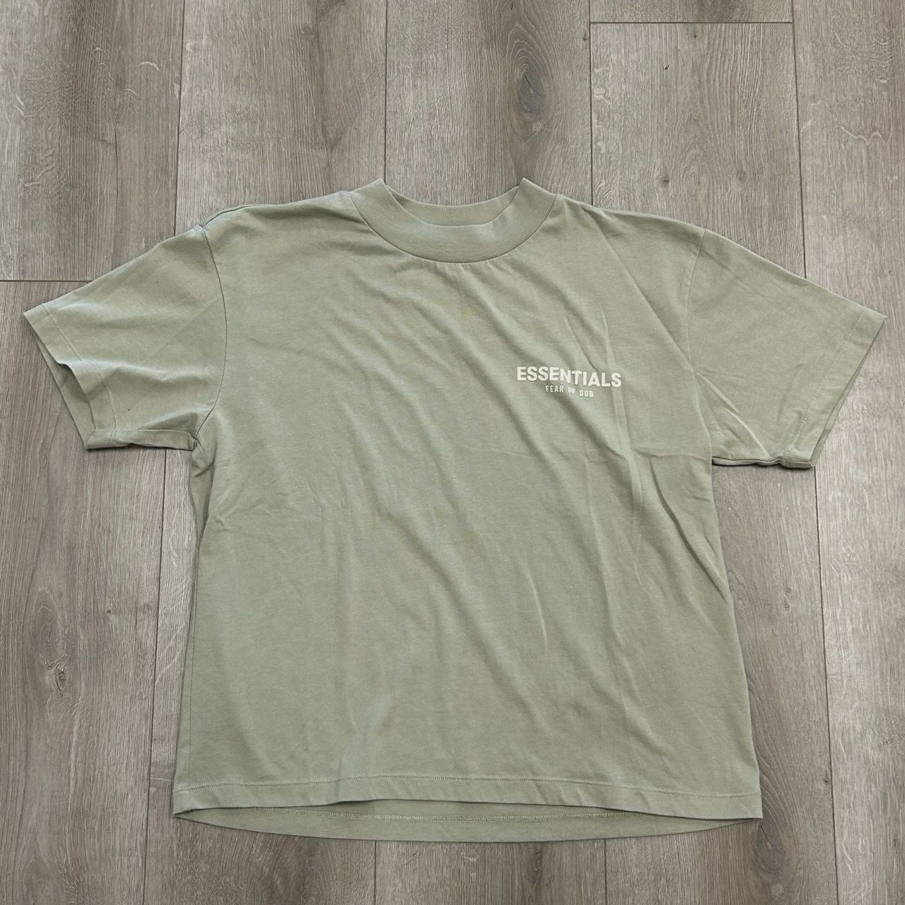 Fear of God Essentials T-shirt • Pre-Owned [5029]
