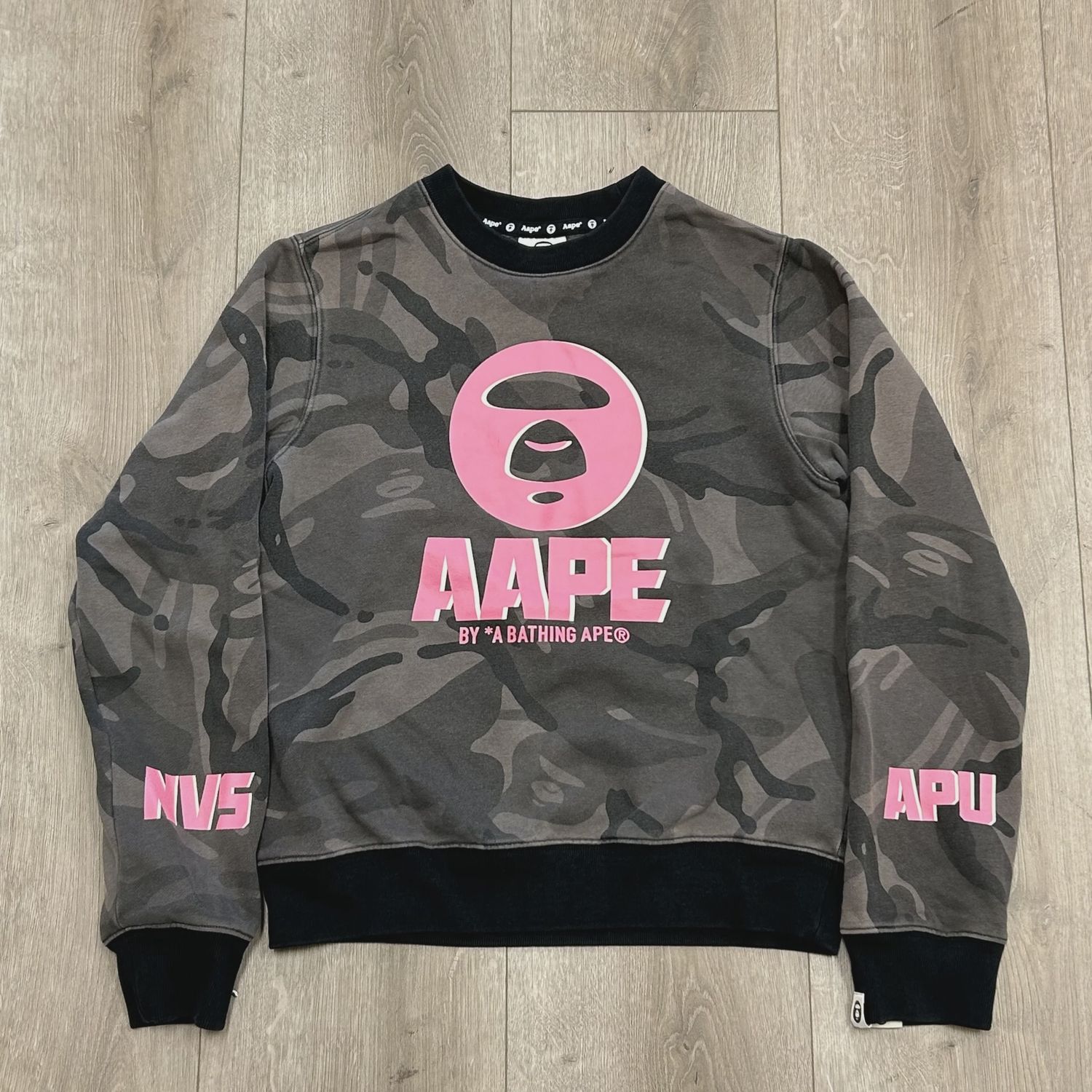 A Bathing Ape camo college crewneck sweatshirt • Pre-Owned [3753]