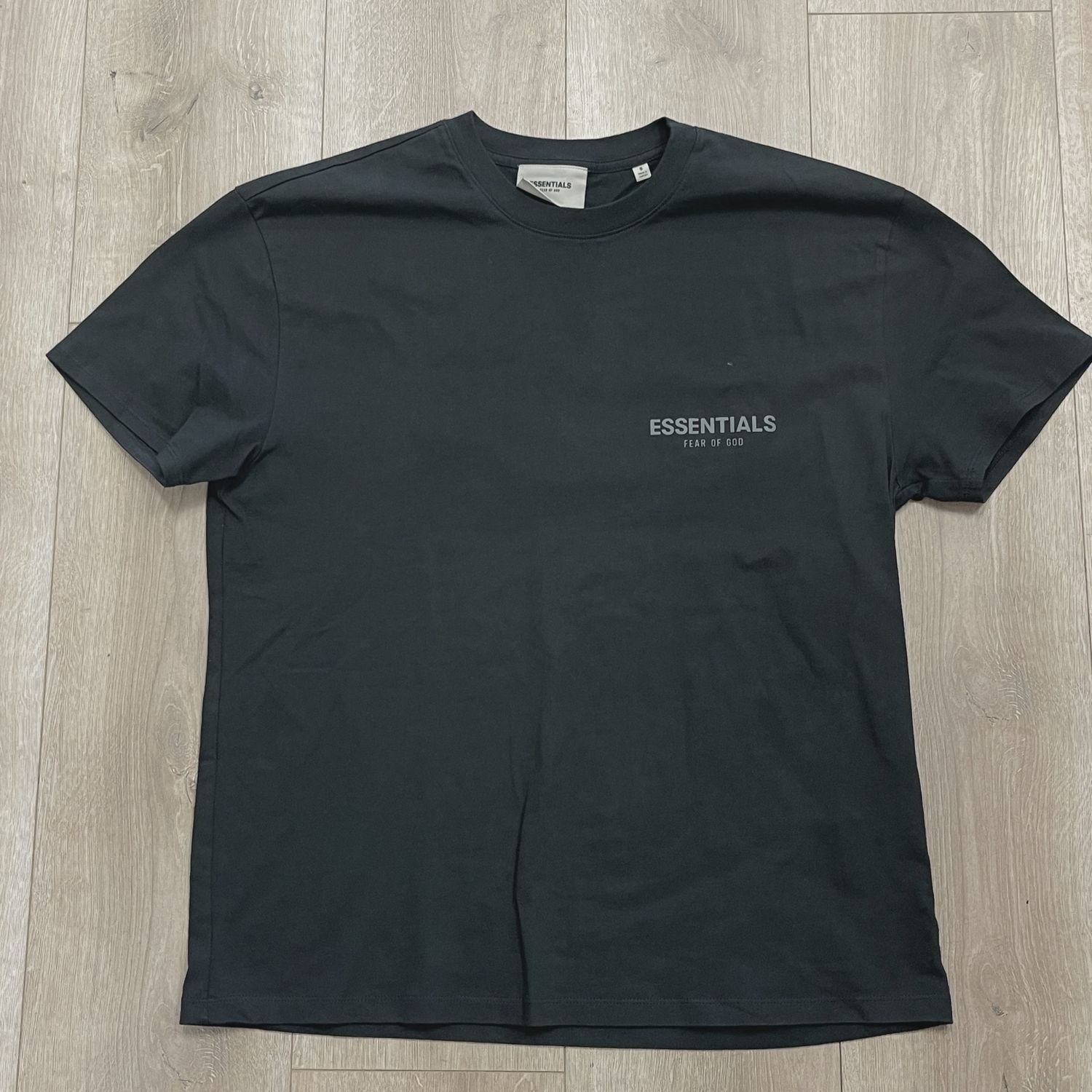 Fear of God Essentials T-shirt • Brand New [2285]