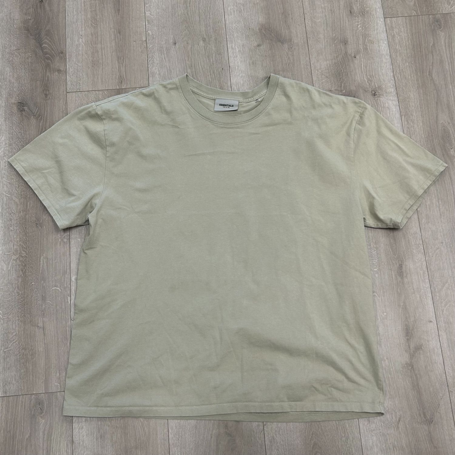 Fear of God Essentials T-shirt in Pistachio  • Pre-Owned [4205]