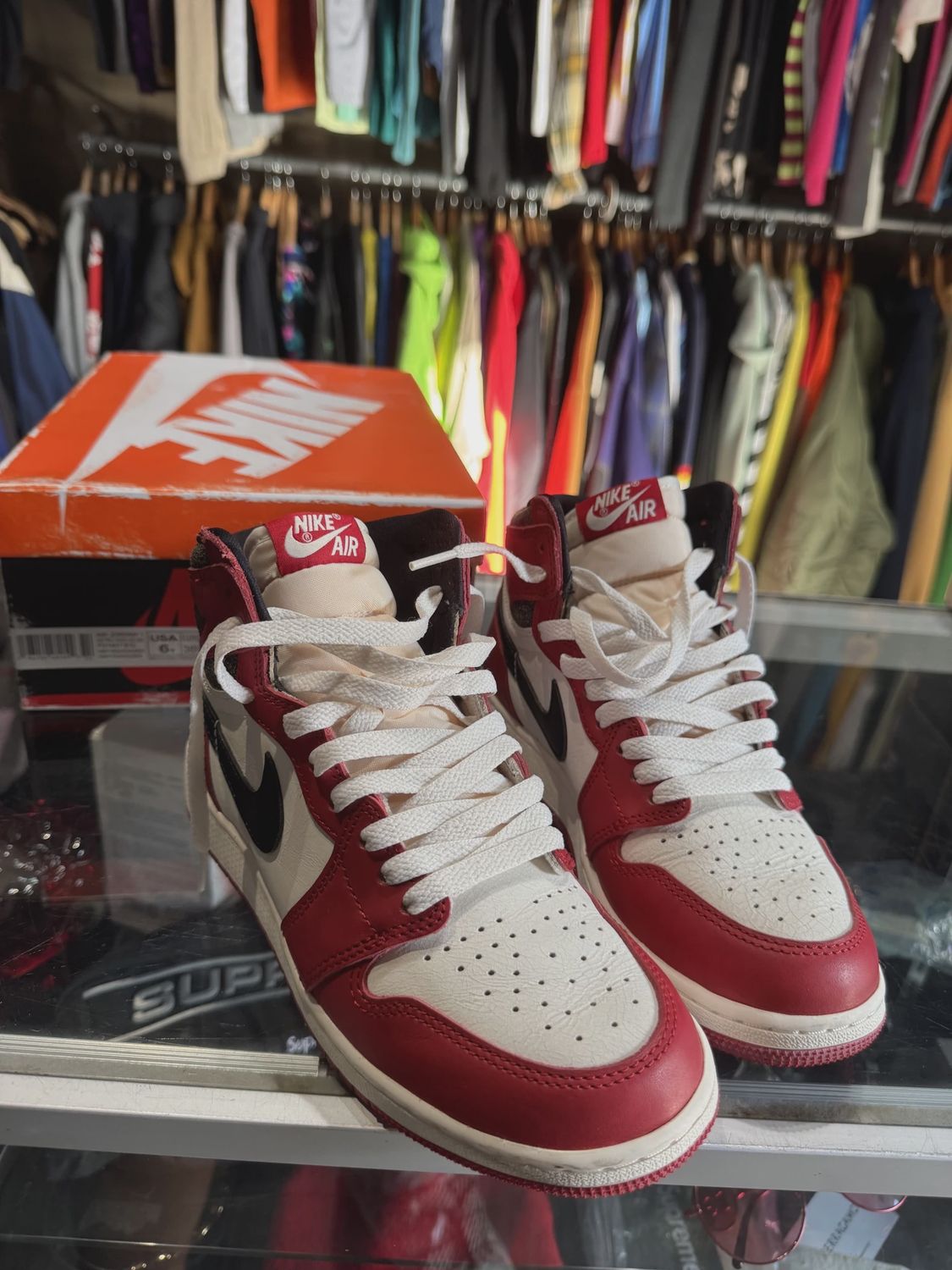 Jordan 1 Retro High OG Chicago Lost and Found (GS) 6Y Pre-Owned • Pre-Owned [4856]