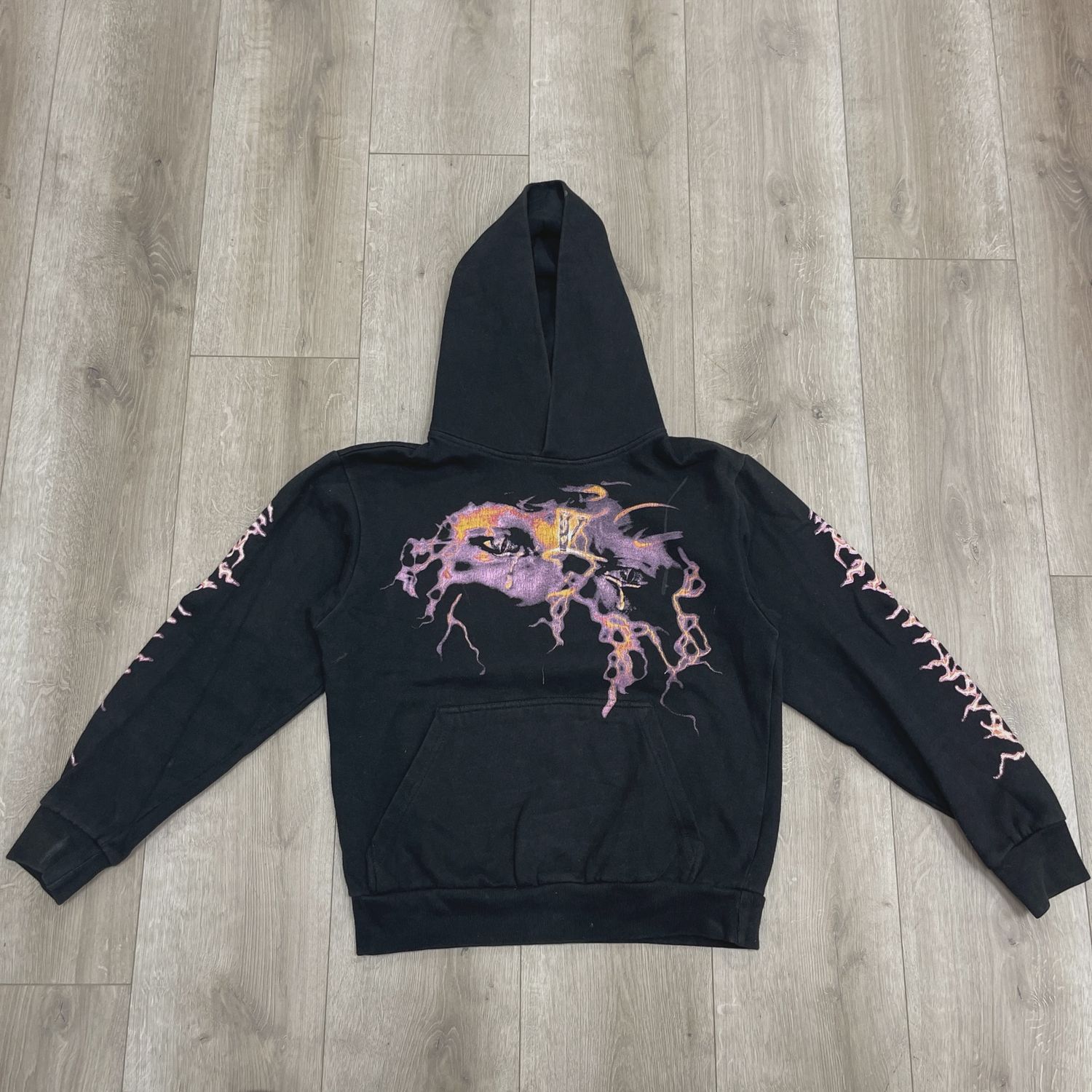 Vlone x Never Broke Again Eyes Hoodie Black • Pre-Owned [0693]