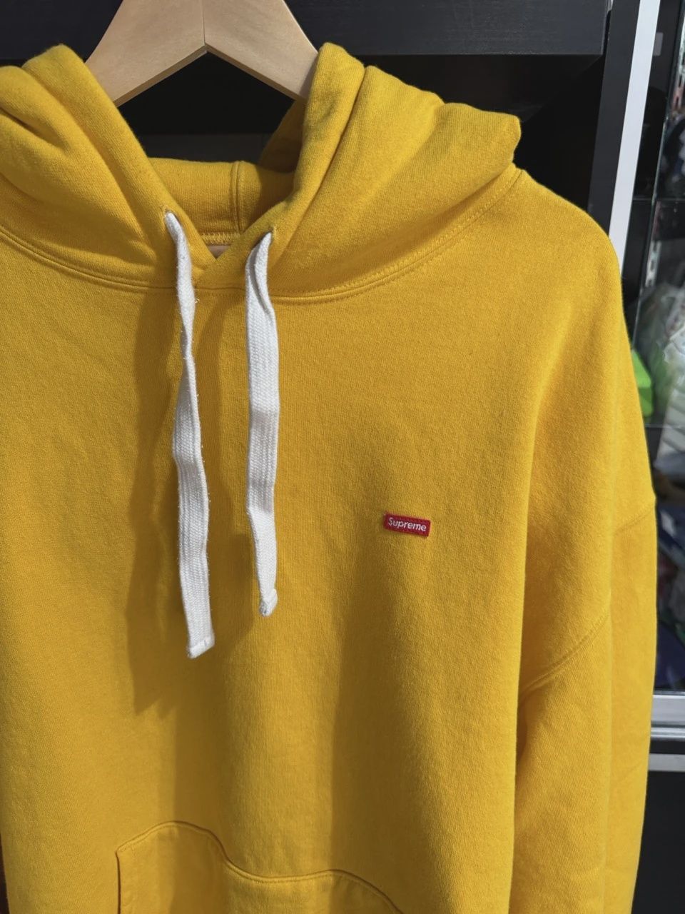 Supreme Hoodie Yellow - Pre-Owned • Pre-Owned [8401]