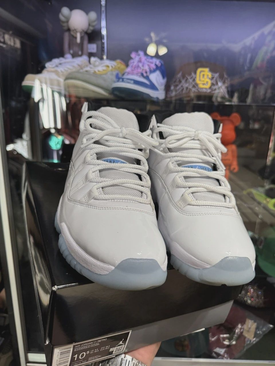 Air Jordan 11 Retro Legend Blue (2024) • Pre-Owned [2926]