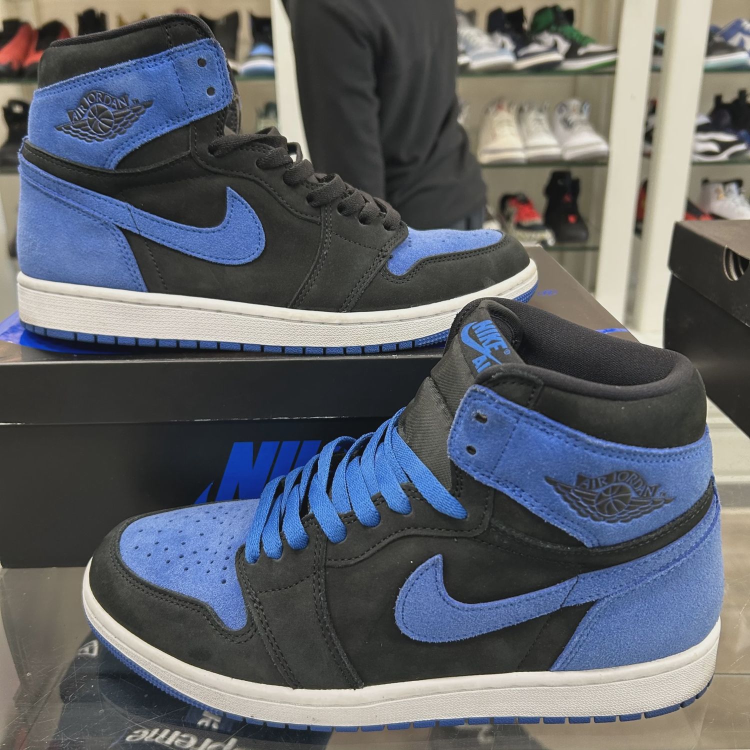 Air Jordan 1 Retro High Original Royal Blue Reimagined • Pre-Owned [5462]
