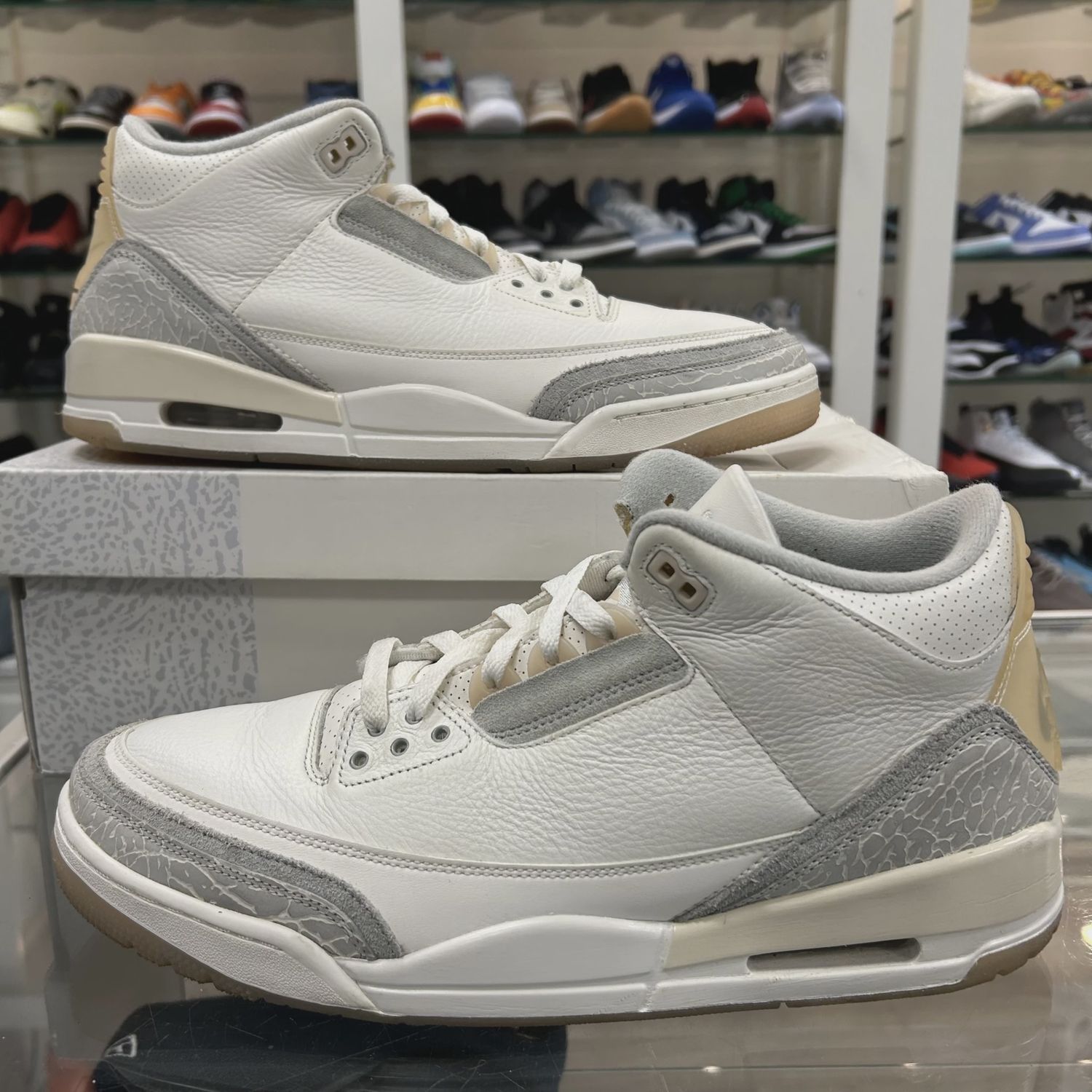 Air Jordan 3 Retro Craft Ivory • Pre-Owned [3330]