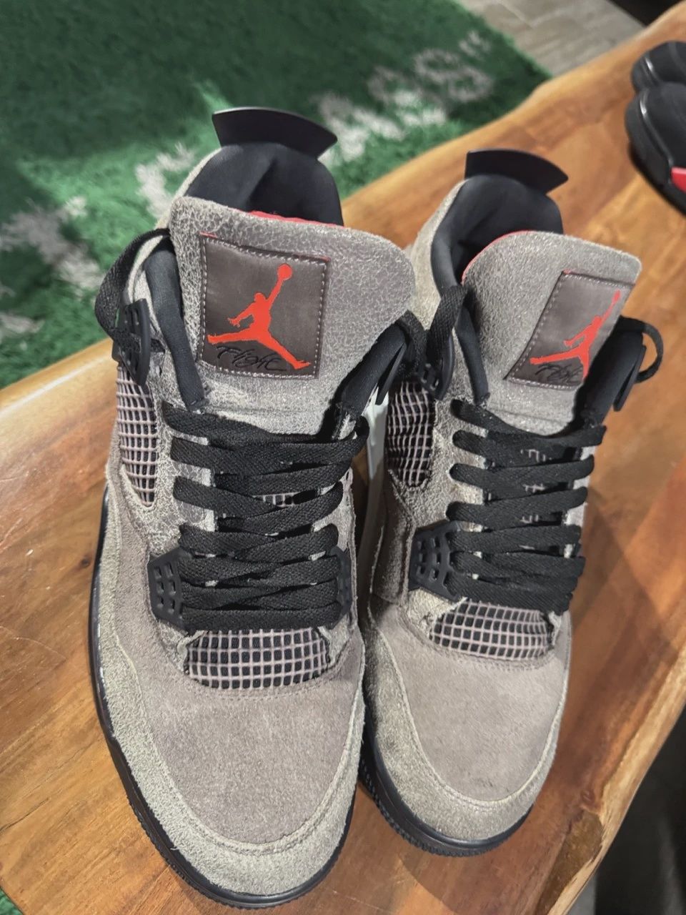 Air Jordan 4 Retro Taupe Haze - No Box • Pre-Owned [6631]