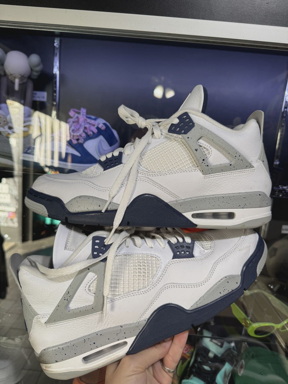 Air Jordan 4 Retro Midnight Navy No Box • Pre-Owned [7219]