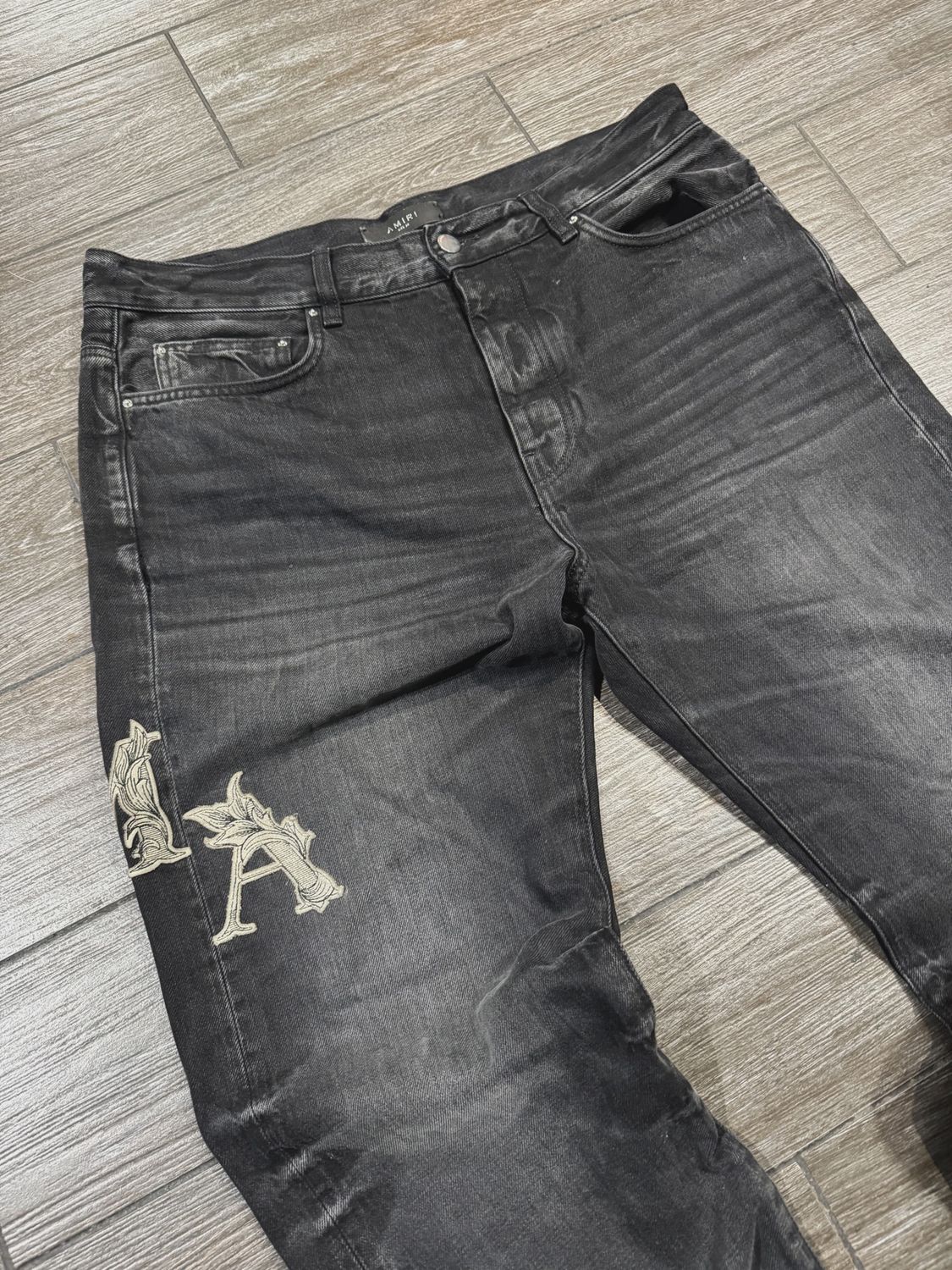 Amiri Relaxed Washed Black Denim size 34 • Pre-Owned [6333]