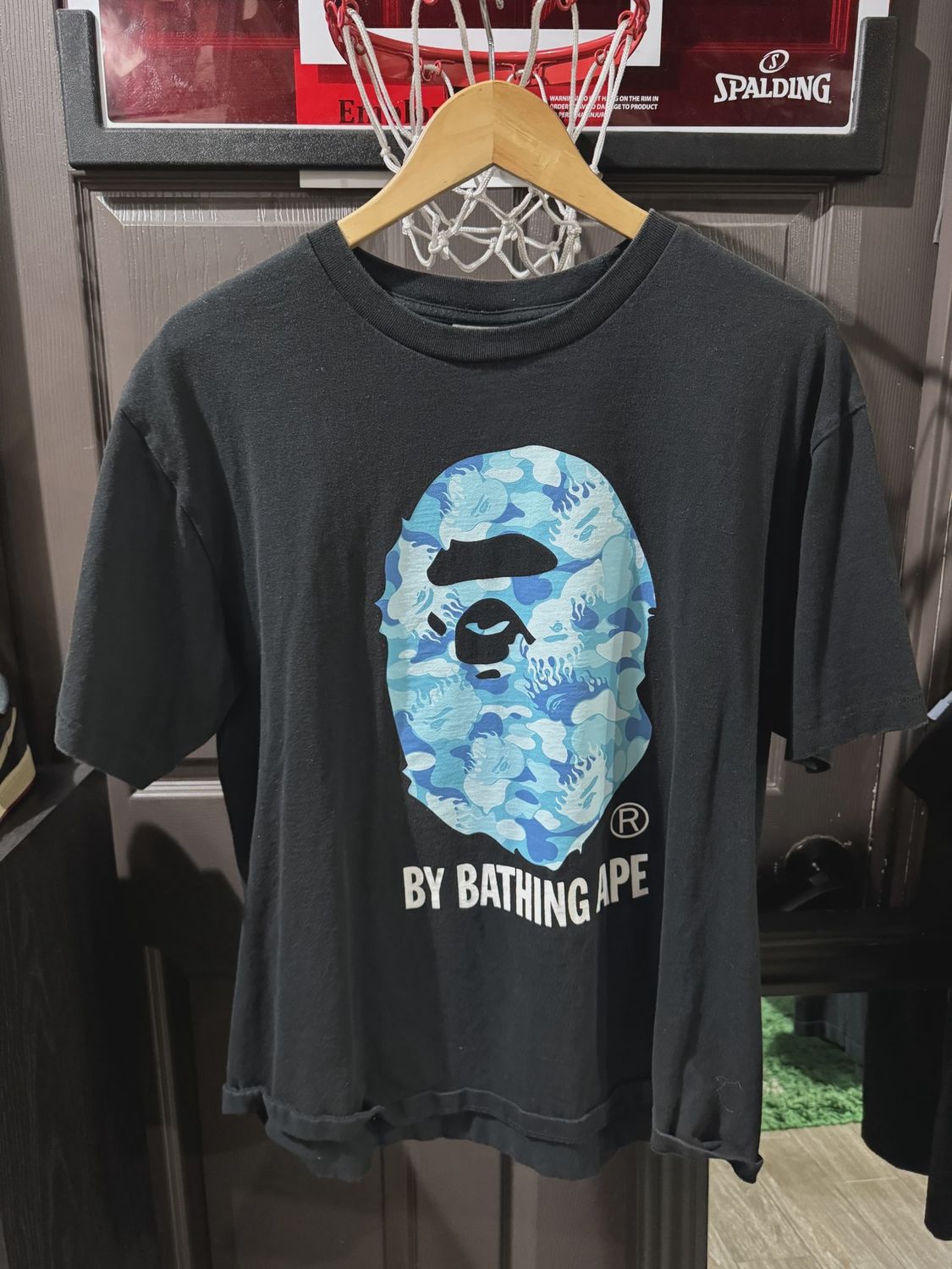 BAPE Big Head Baby Blue Camo Black Tee size XL • Pre-Owned [2530]