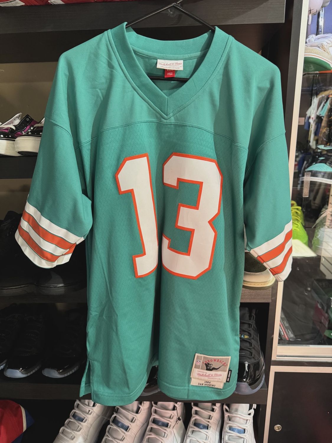 Mitchell &amp; Ness Miami Dolphins Marino Jersey size L • Pre-Owned [6873]