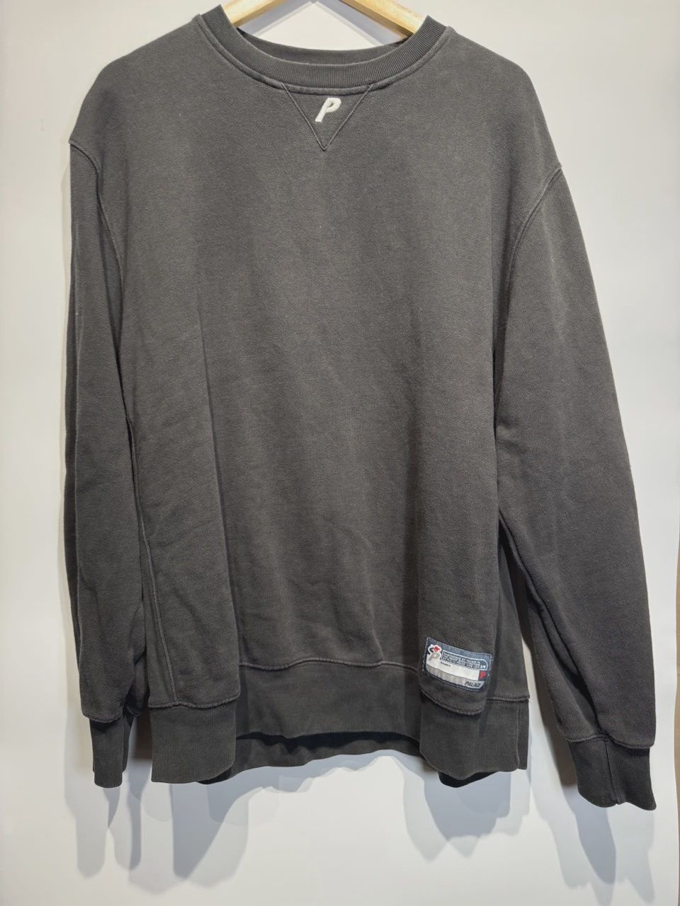 Palace Mini Logo Black Crewneck XL • Pre-Owned [6468], Clothing Size: XL, Product Condition: Pre-Owned