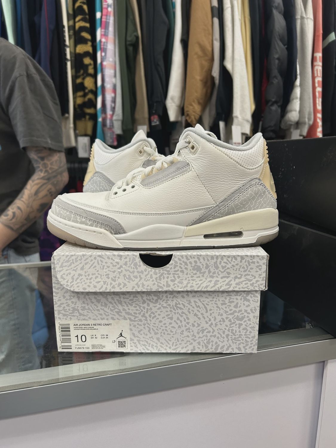 Air Jordan 3 Retro Craft Ivory • Pre-Owned [7526]