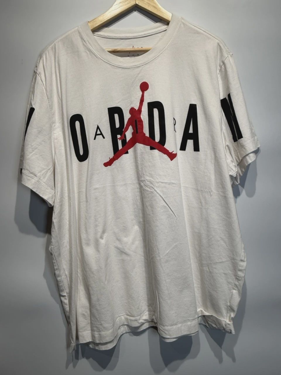 Jordan White Tee • Pre-Owned [8003], Clothing Size: XXXL, Product Condition: Pre-Owned