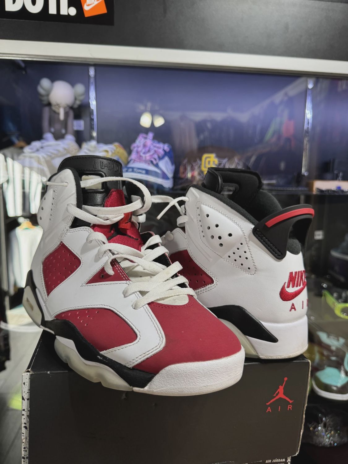 Air Jordan 6 Retro Carmine (2021) • Pre-Owned [3935]