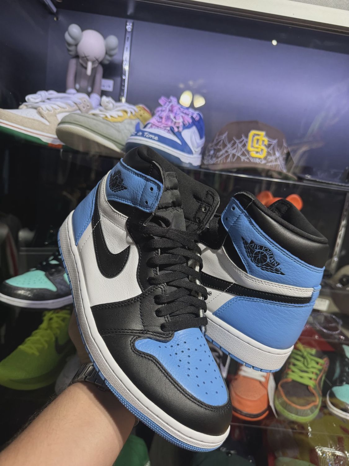 Jordan 1 Retro High OG UNC Toe No Box • Pre-Owned [2323]