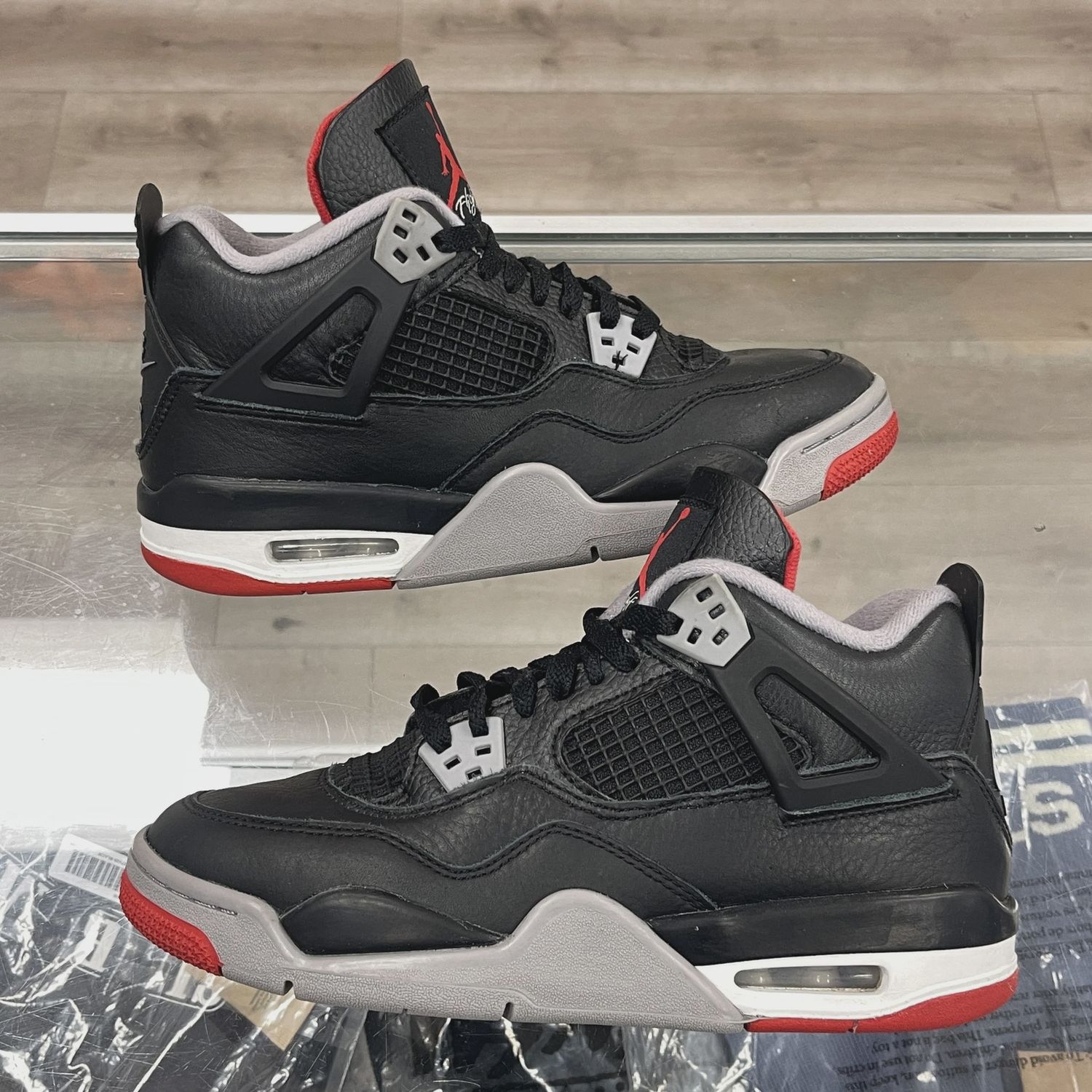Air Jordan 4 Retro Black Red Reimagined (GS) NO BOX • pre owned [8206]