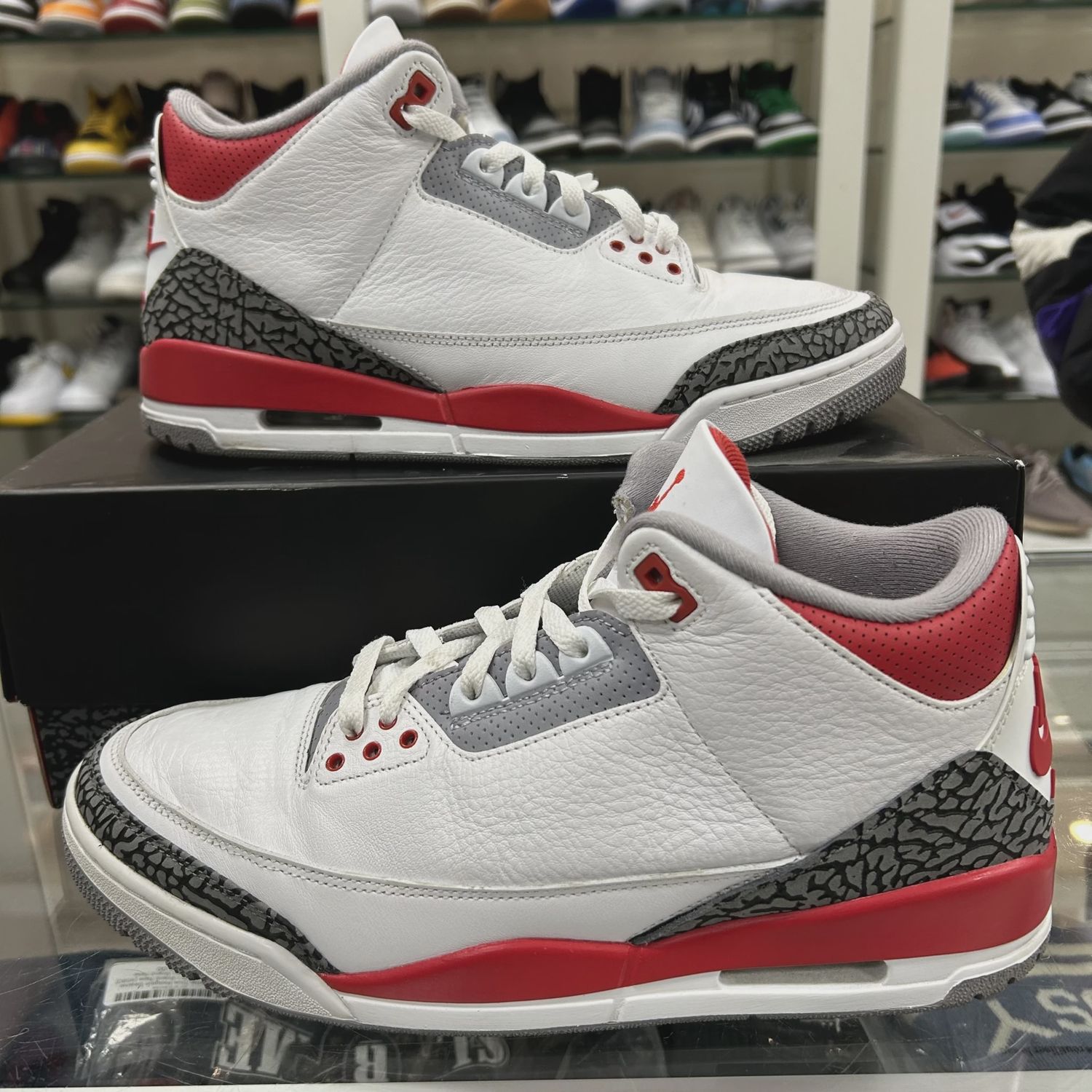 Air Jordan 3 Retro Fire Red (2022) • Pre-Owned [3550]