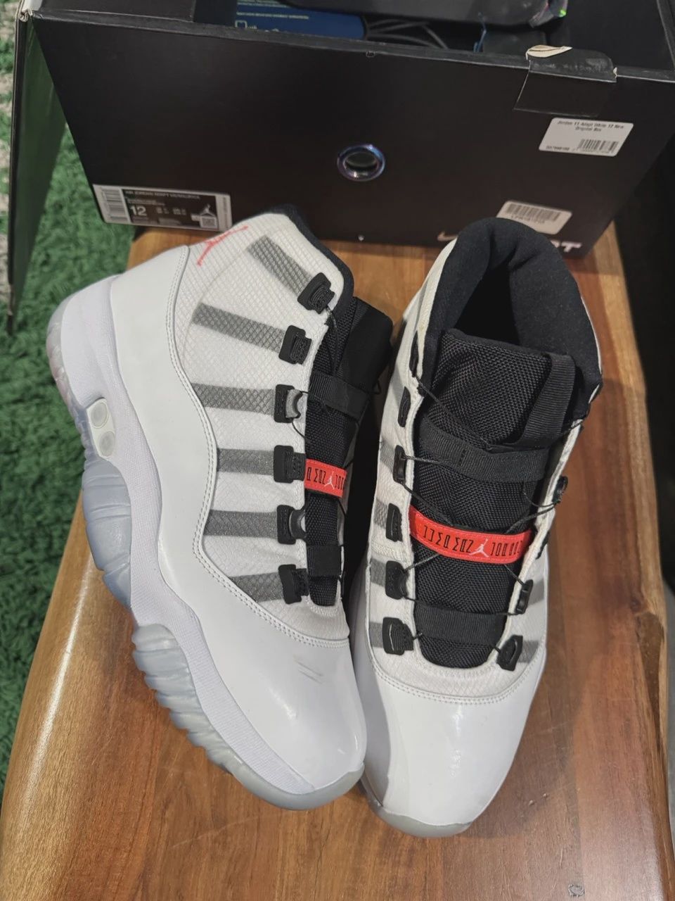 Jordan 11 Adapt White • Pre-Owned [6480]