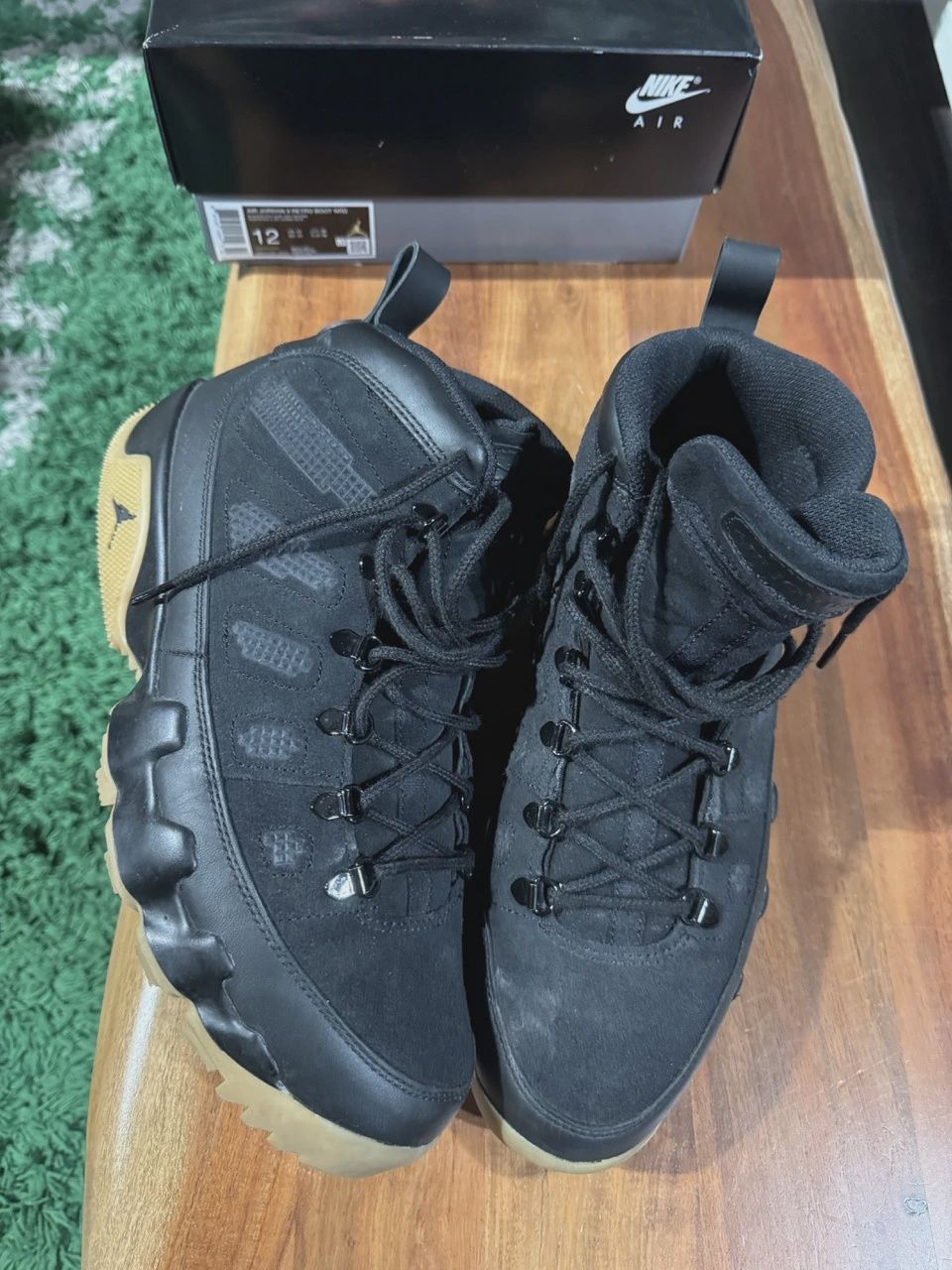 Air Jordan 9 Retro Boot NRG Black Light Gum • Pre-Owned [2607]