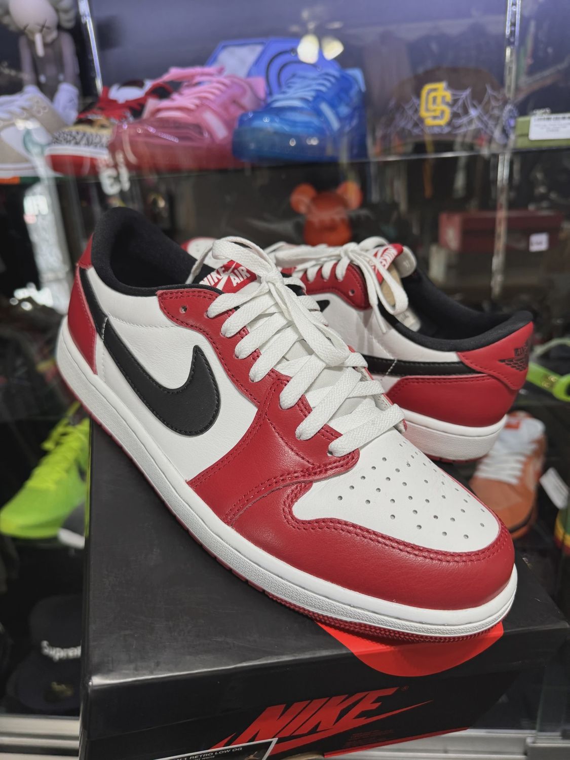 Air Jordan 1 Retro Low Original Chicago (2025) • Pre-Owned [4251]