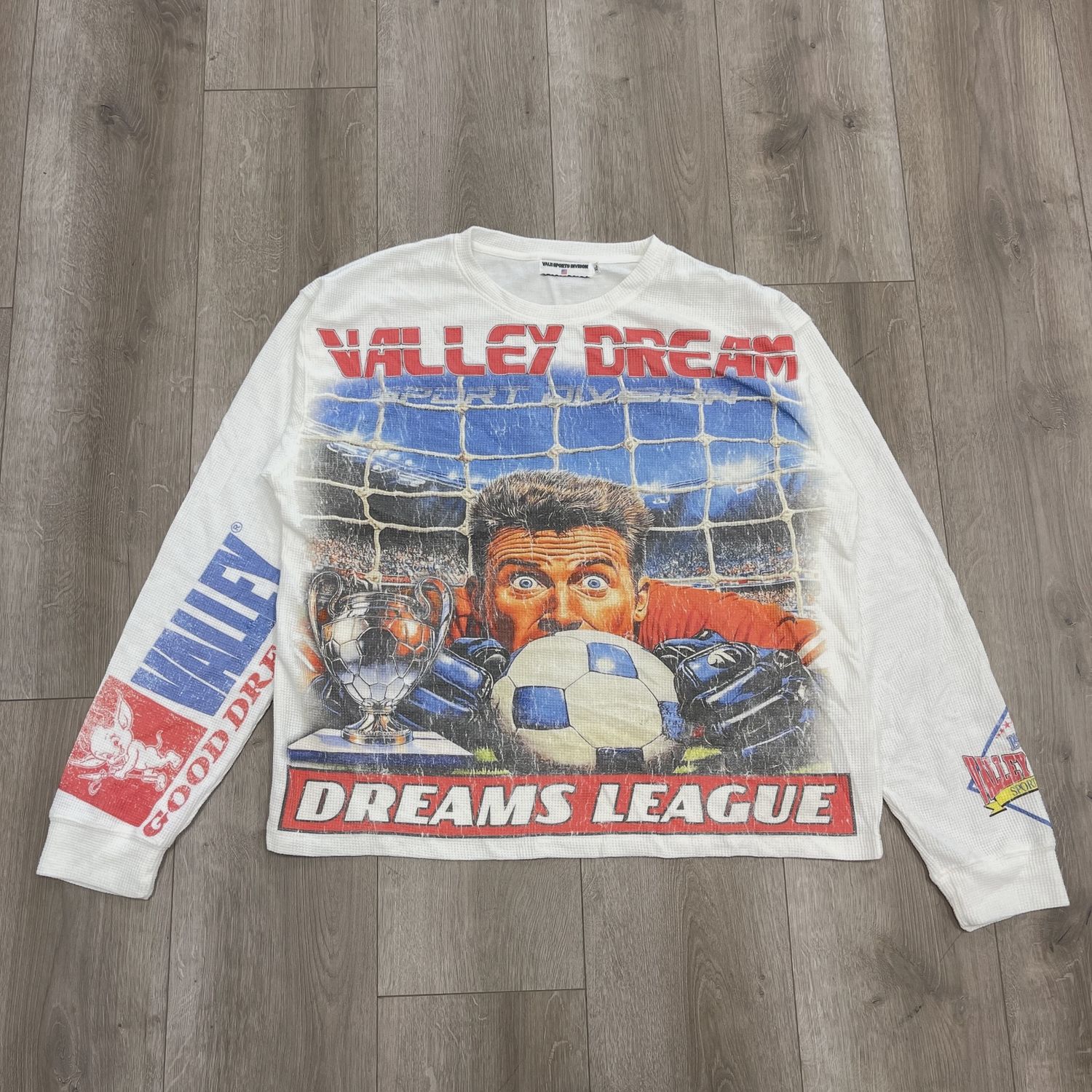 Vale dreams soccer thermal long sleeve • Pre-Owned [9744]