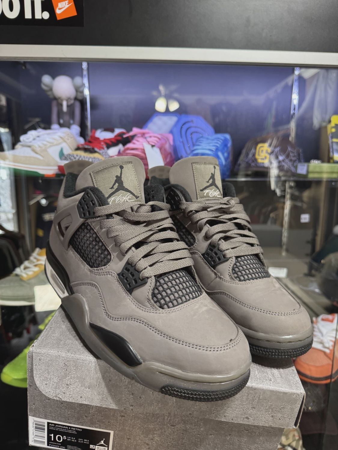 Air Jordan 4 Retro Cave Stone • Pre-Owned [8904]