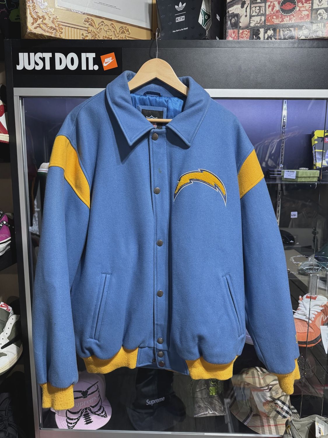 NFL SD Chargers Jacket • Pre-Owned [4442]