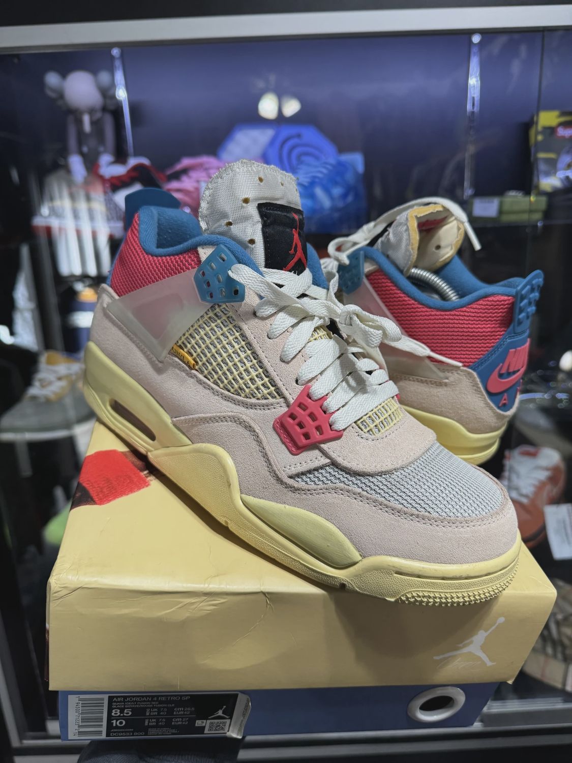 Air Jordan 4 Retro Union Guava Ice • Pre-Owned [4825]