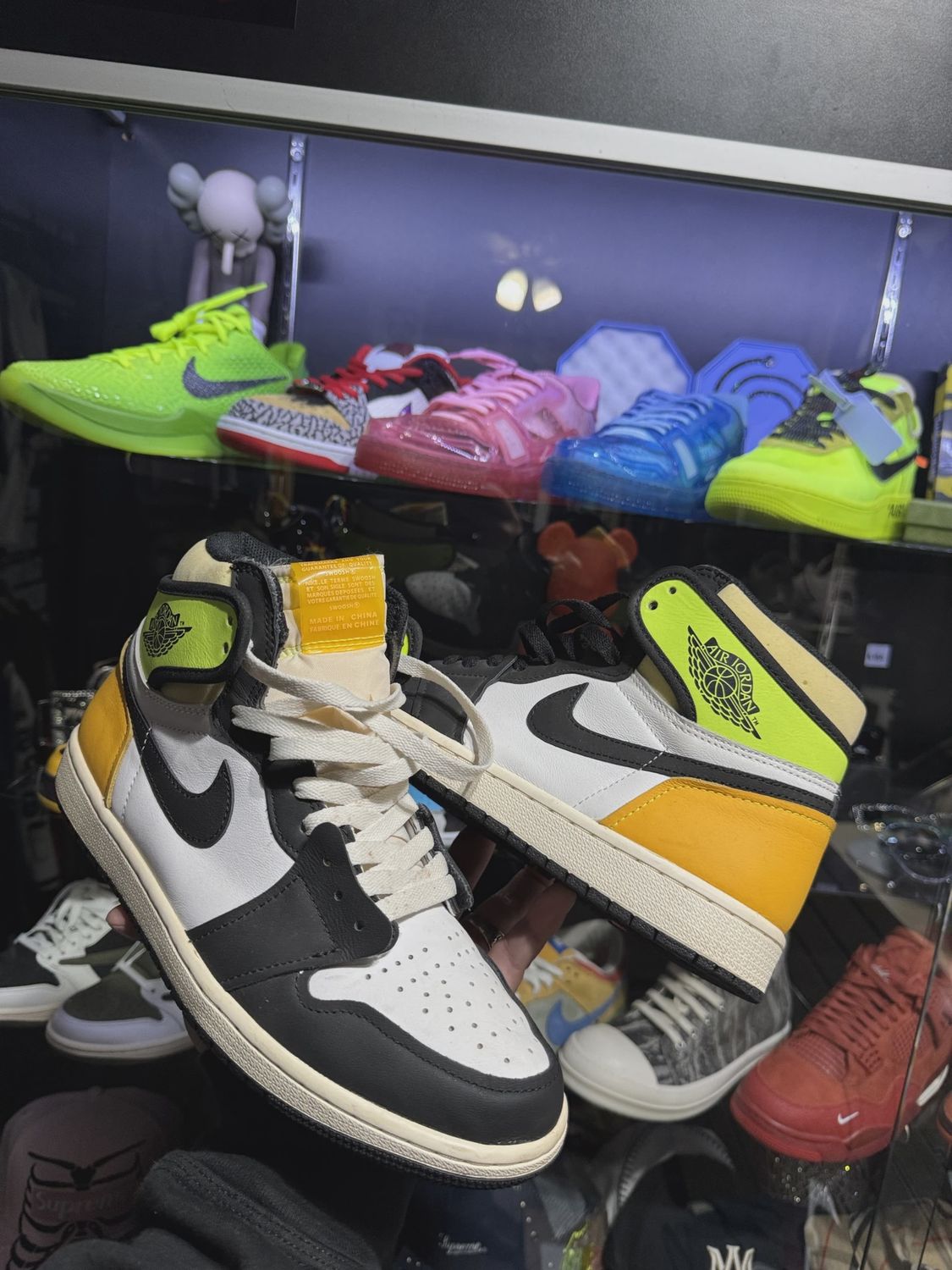 Air Jordan 1 Retro High White Black Volt University Gold - No Box • Pre-Owned [3341]