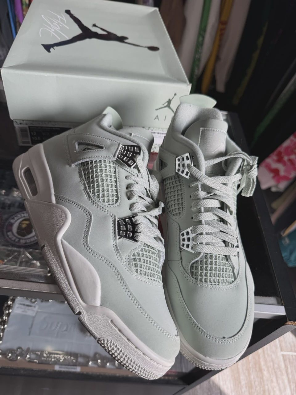 Air Jordan 4 Retro Seafoam Sail (Women's) • Pre-Owned [1426], Product Condition: Pre-Owned, Shoe Size: 12W