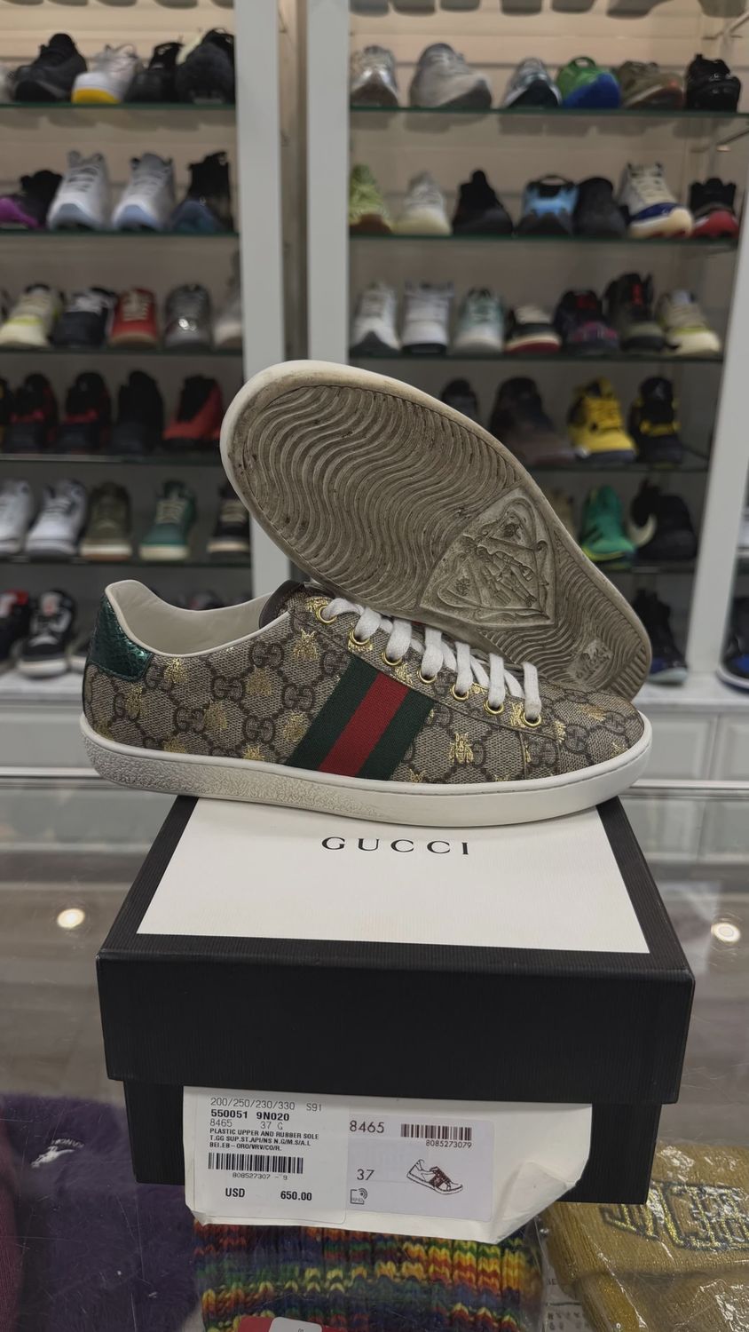 Gucci Ace GG Supreme "Bees" Sneakers • Pre-Owned [0177]