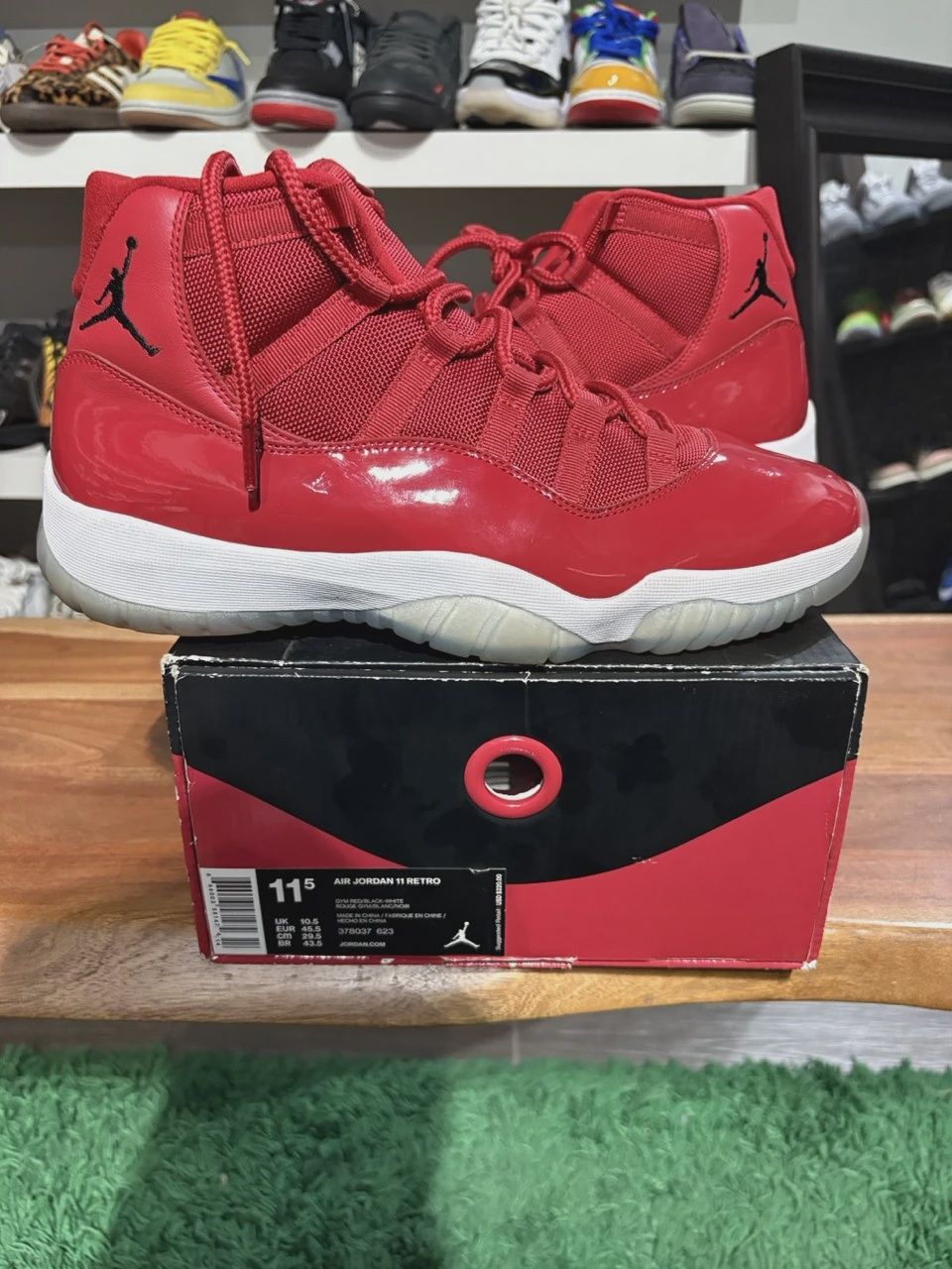 Air Jordan 11 Retro Win Like 96 • Pre-Owned [8763]