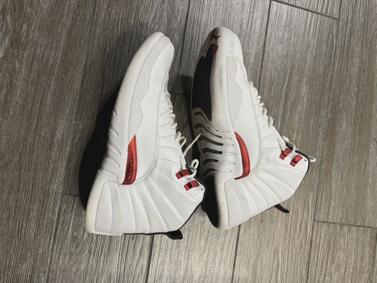 Air Jordan 12 Retro Twist No Box • Pre-Owned [7477]