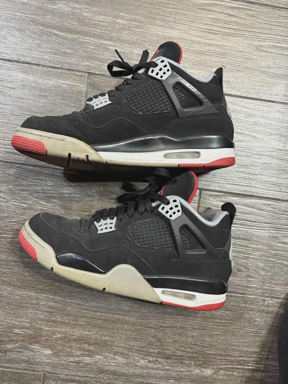 Air Jordan 4 Retro Black Red (2019) No Box • Pre-Owned [2869]
