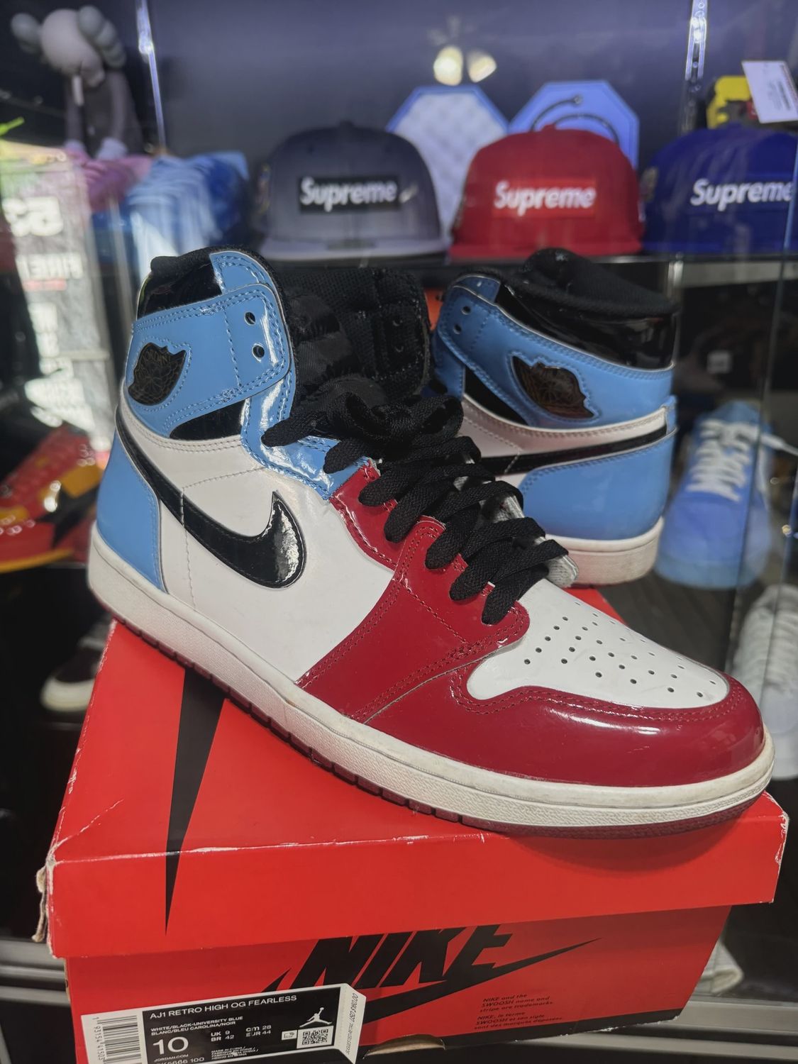 Air Jordan 1 Retro High Fearless UNC Chicago • Pre-Owned [1152]