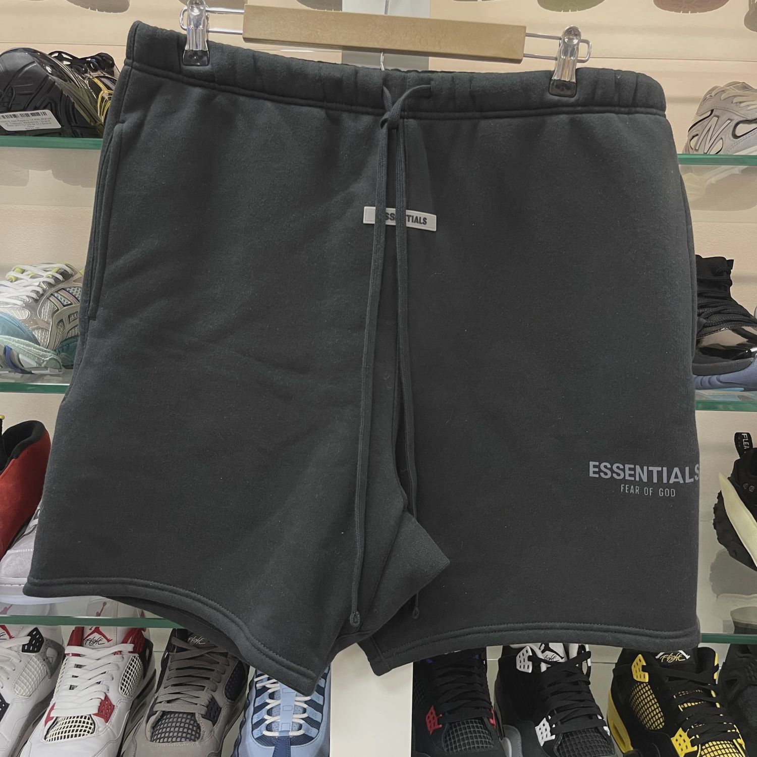Essentials Black Sweatshorts • Pre-Owned [9767]