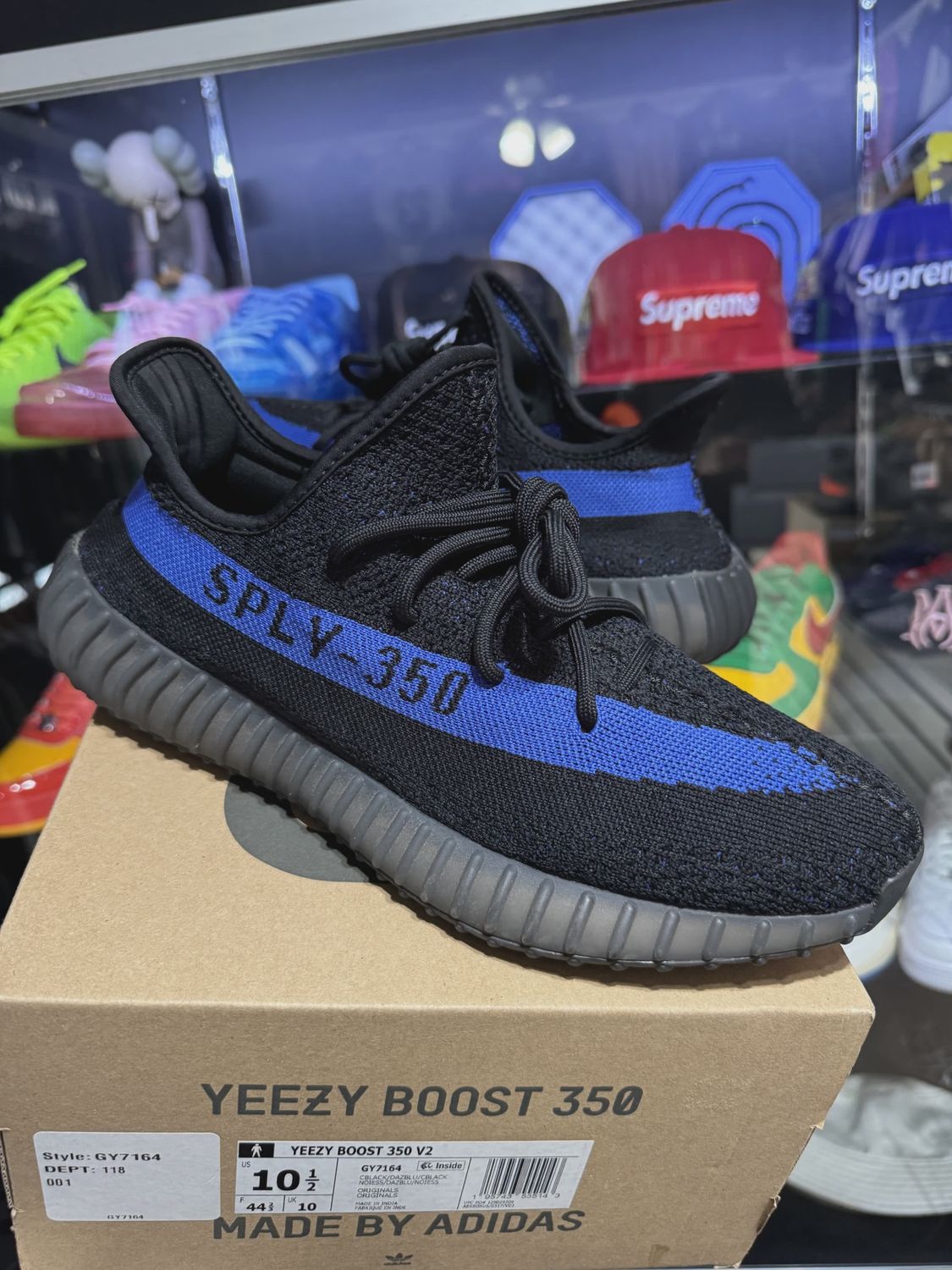 adidas Yeezy Boost 350 V2 Dazzling Blue • Pre-Owned [1432]