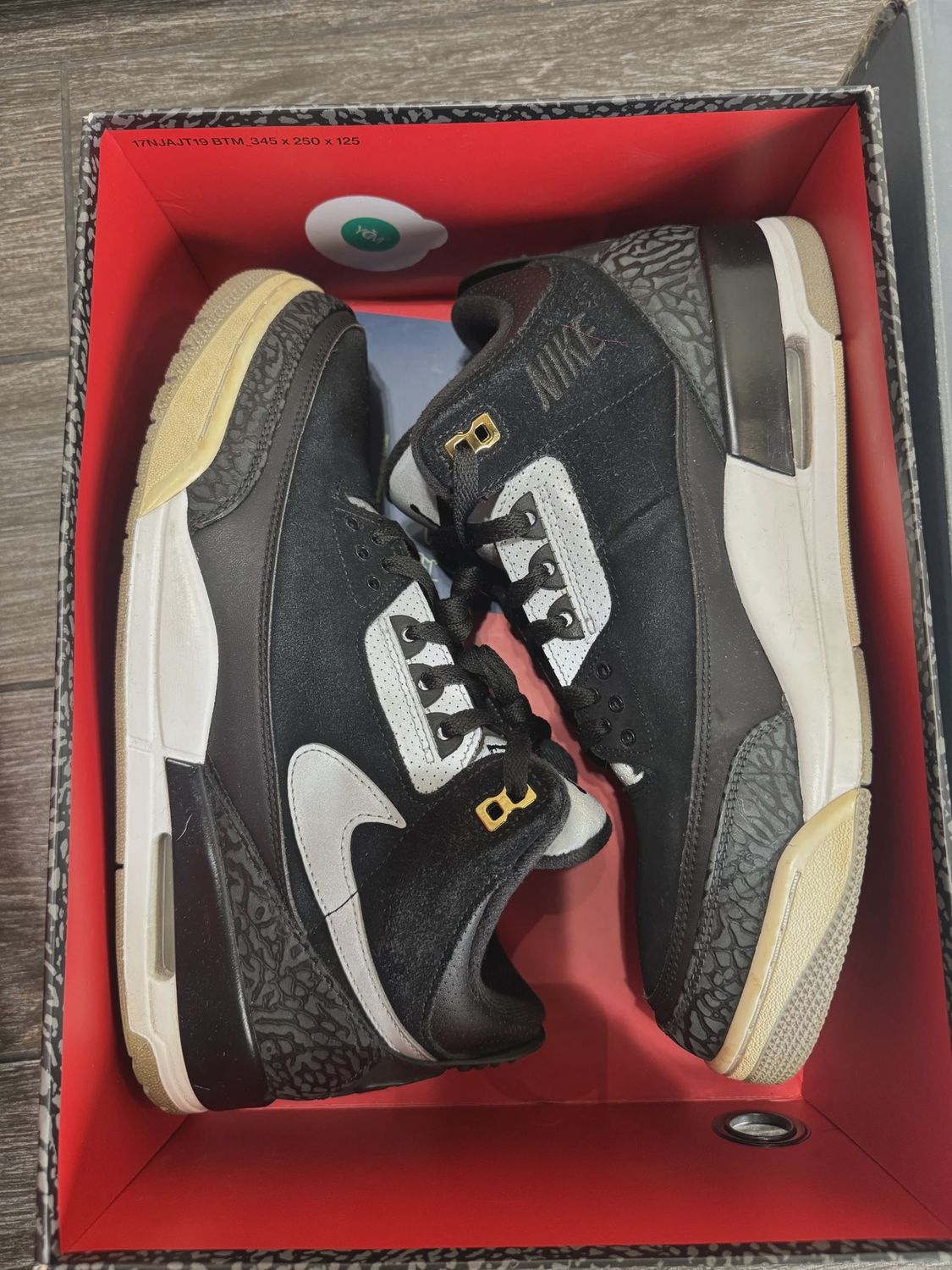 Air Jordan 3 Retro Tinker Black Cement Gold • Pre-Owned [8653]