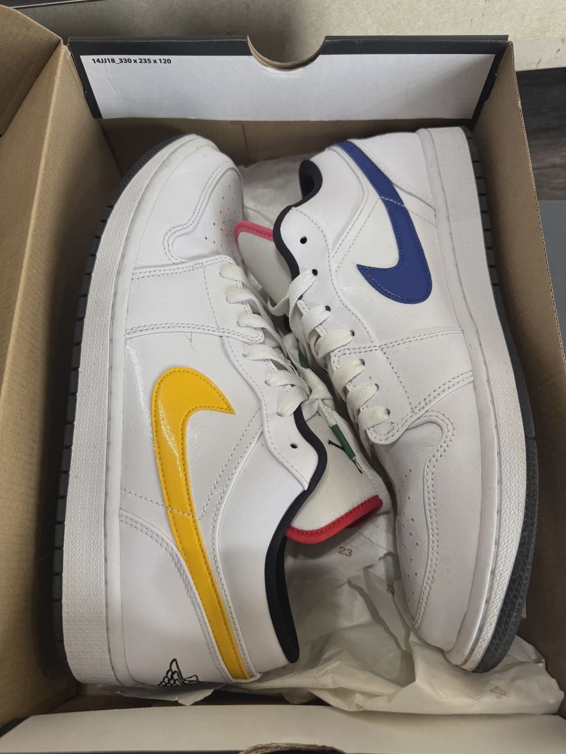 Jordan 1 Low White Multi-Color • Pre-Owned [1225]